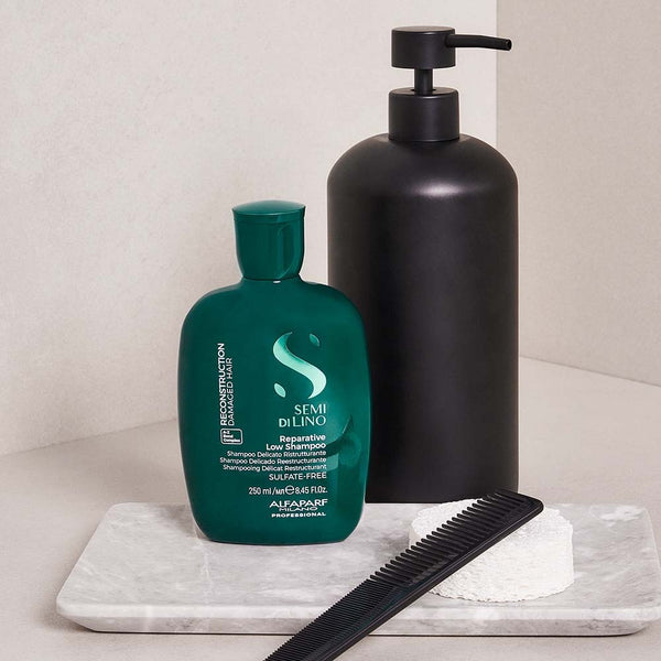 Semi Di Lino Shampoo Reconstruction for damaged hair with Bambo & Linseed  250ml